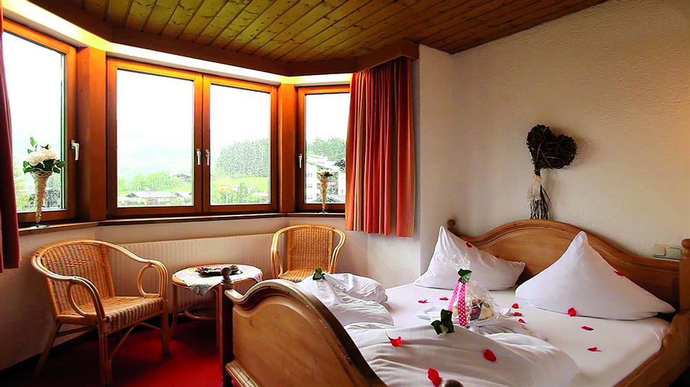 קירשברג אין טירול Almhof Kitzlodge - Alpine Lifestyle Hotel מראה חיצוני תמונה