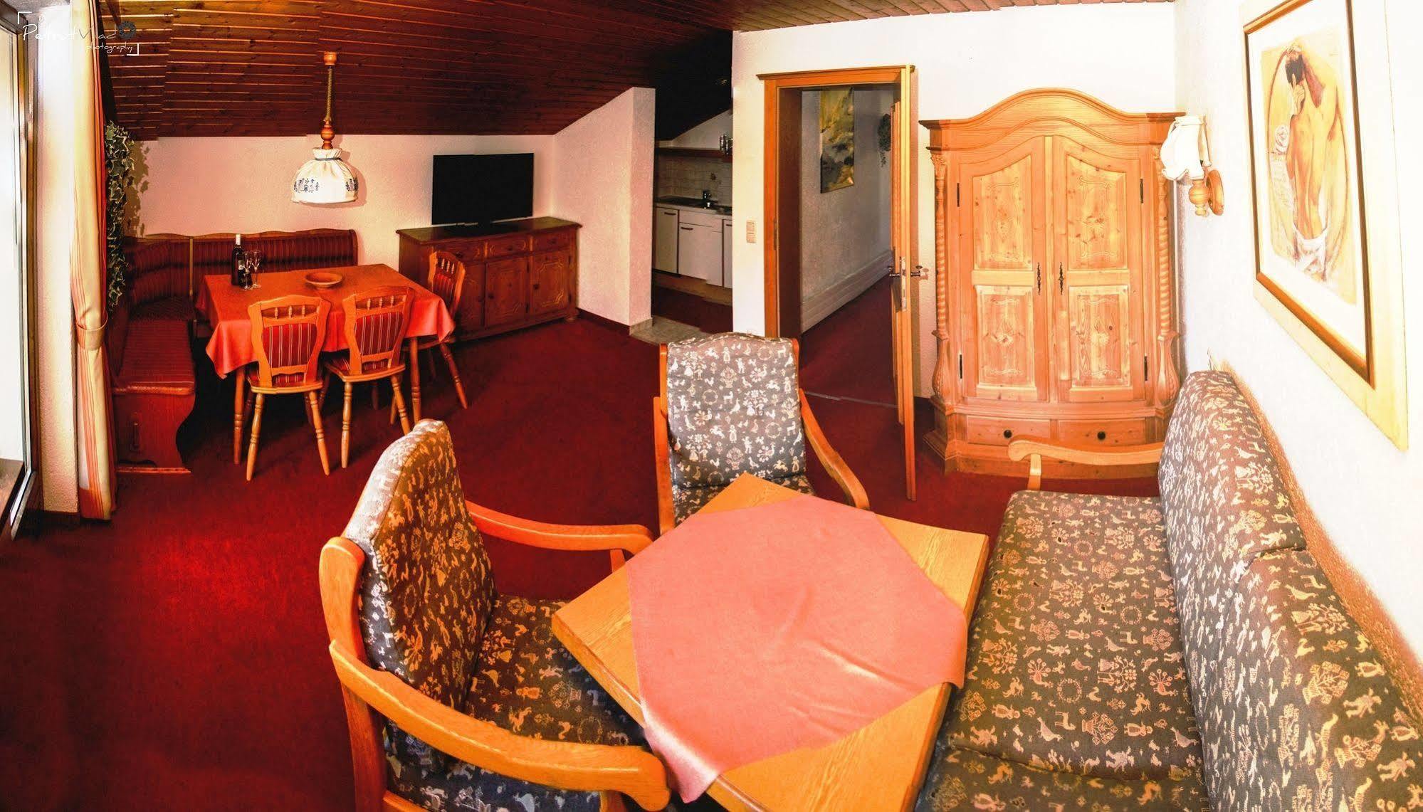 קירשברג אין טירול Almhof Kitzlodge - Alpine Lifestyle Hotel מראה חיצוני תמונה