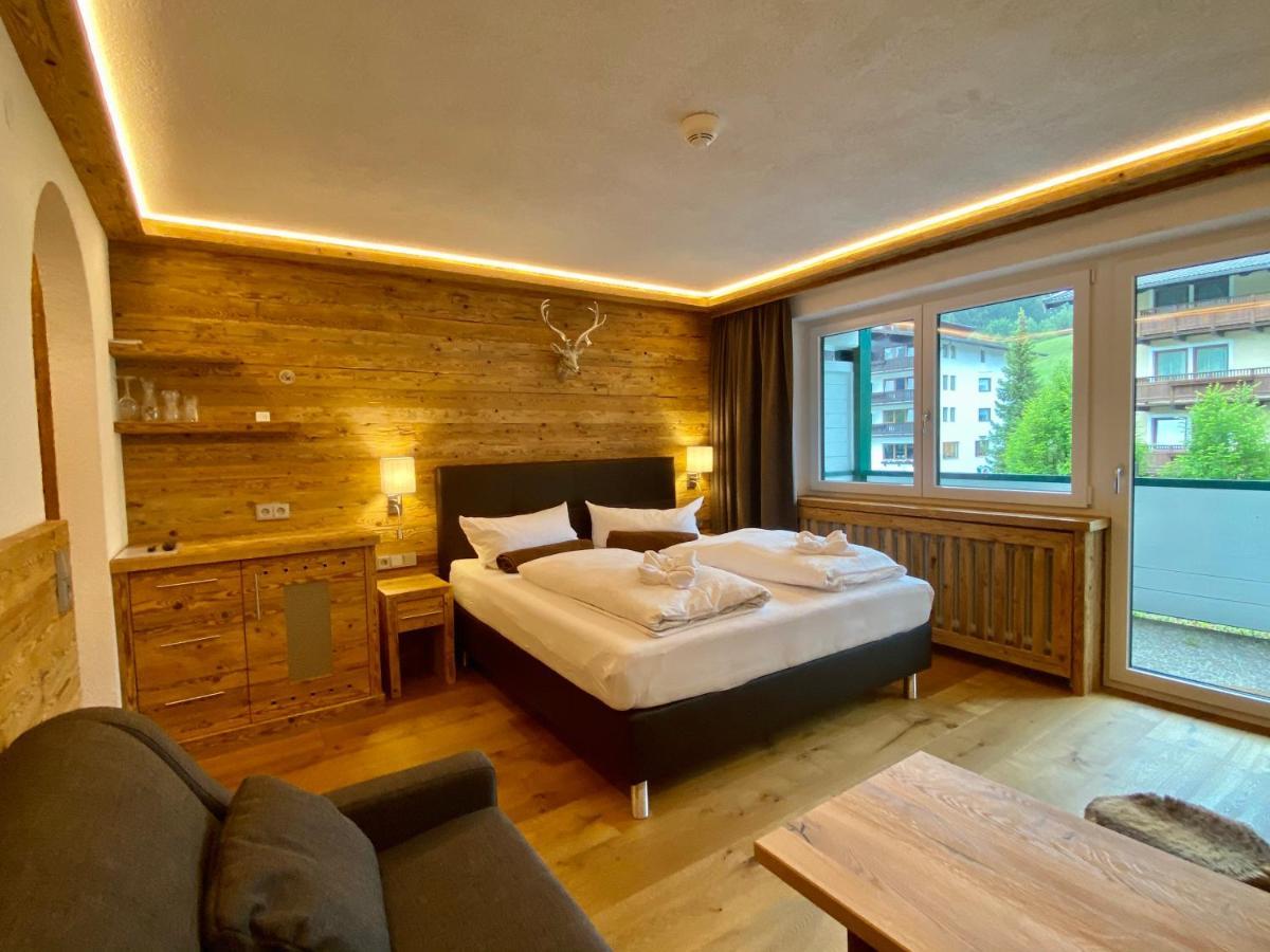 קירשברג אין טירול Almhof Kitzlodge - Alpine Lifestyle Hotel מראה חיצוני תמונה
